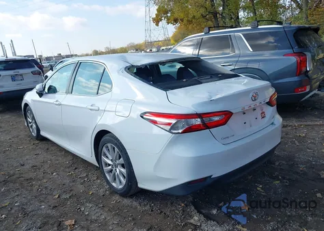 2018 Toyota Camry Le from USA, damaged, VIN 4T1B11HK0JU100865